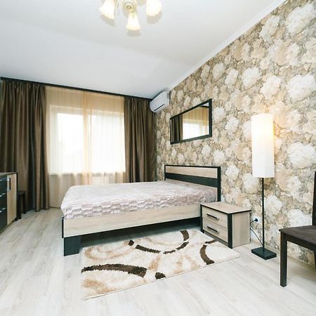 Poznyaky Apartments Patriotika Kyjev Exteriér fotografie